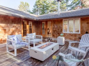 Laurel Beach Club Main Image