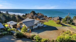 Sea to Sky Retreat Main Image